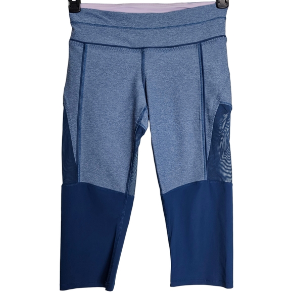 lululemon athletica Pants - Lululemon Blue Training Tough Crop Leggings Performance Stretch Size 6